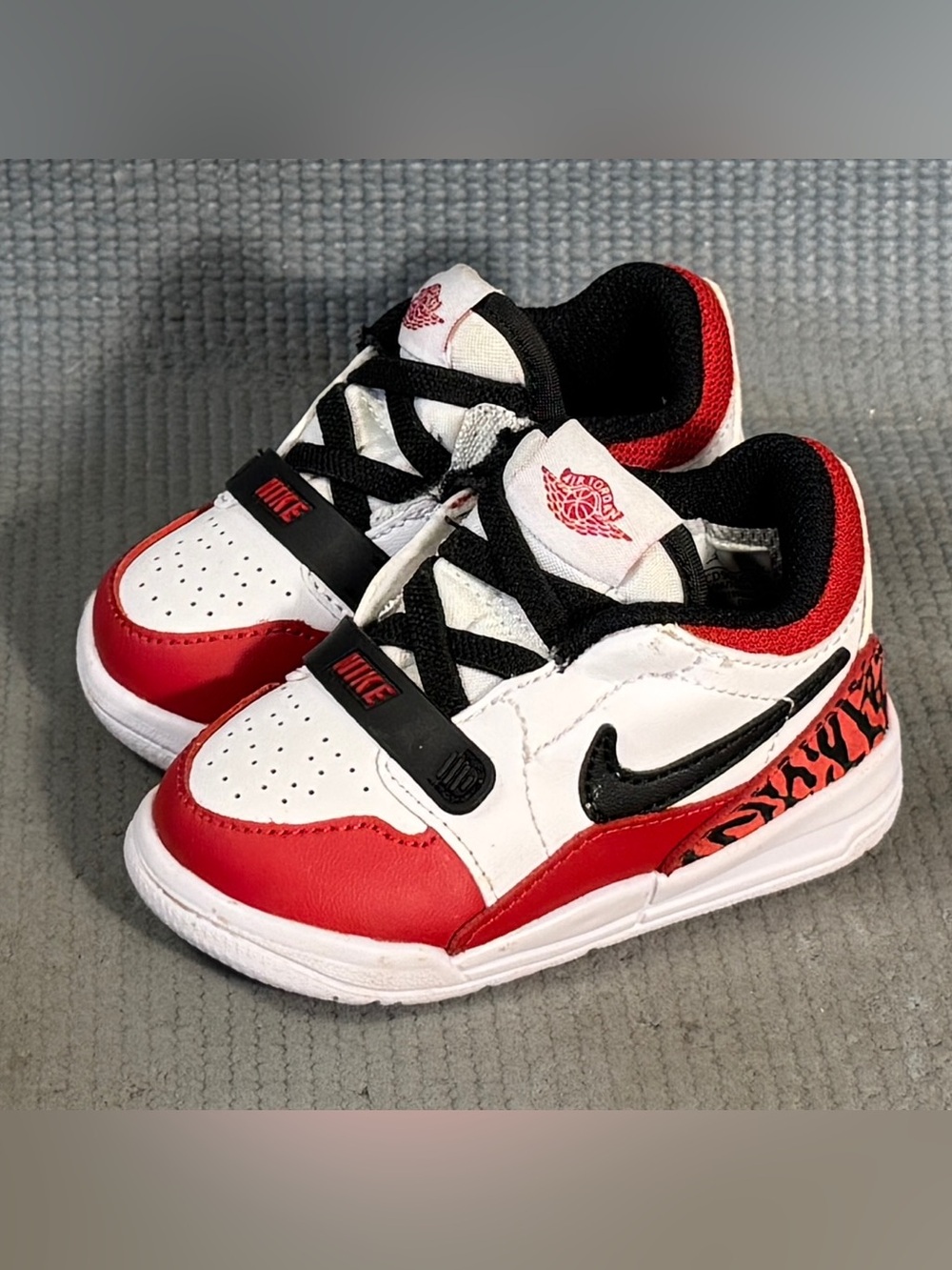 Nike Air Jordan Legacy 312 Low 'Chicago Red' Sneakers Toddler Size 4C‎